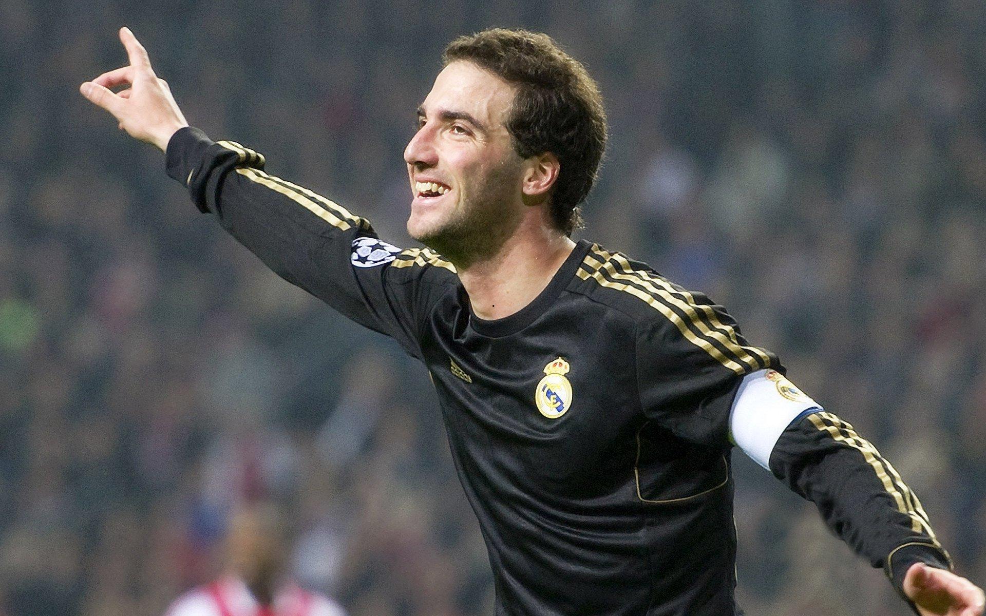 季后赛暗藏玄机,ESPN深度解析左右战局的关键人物,太阳老黄忠与篮网乐布朗成焦点