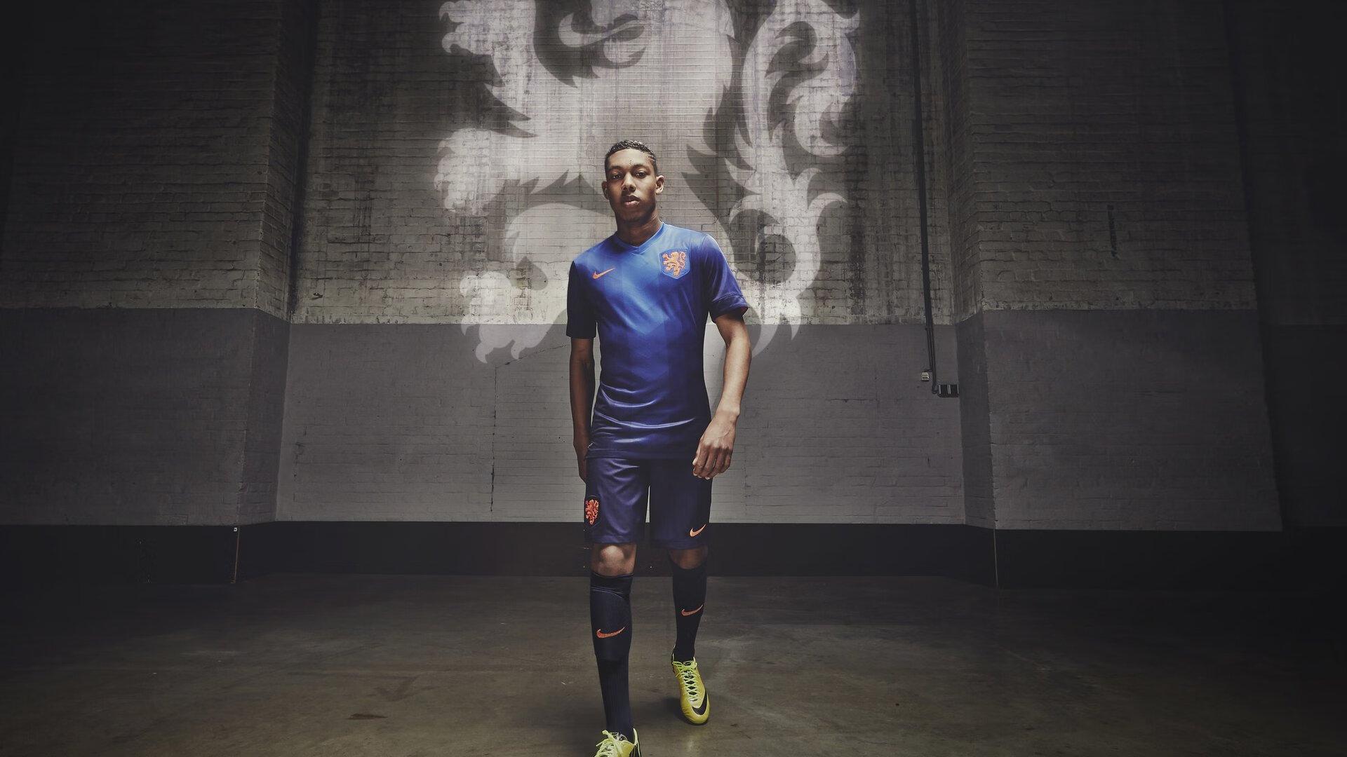 年龄差铸就传奇，米尔纳助攻科斯图拉斯，谱写五大联赛历史新篇